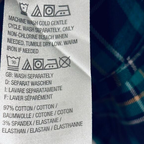 D & co. L aqua blue multi Plaid side tail gusset button front collar shirt - Picture 10 of 11